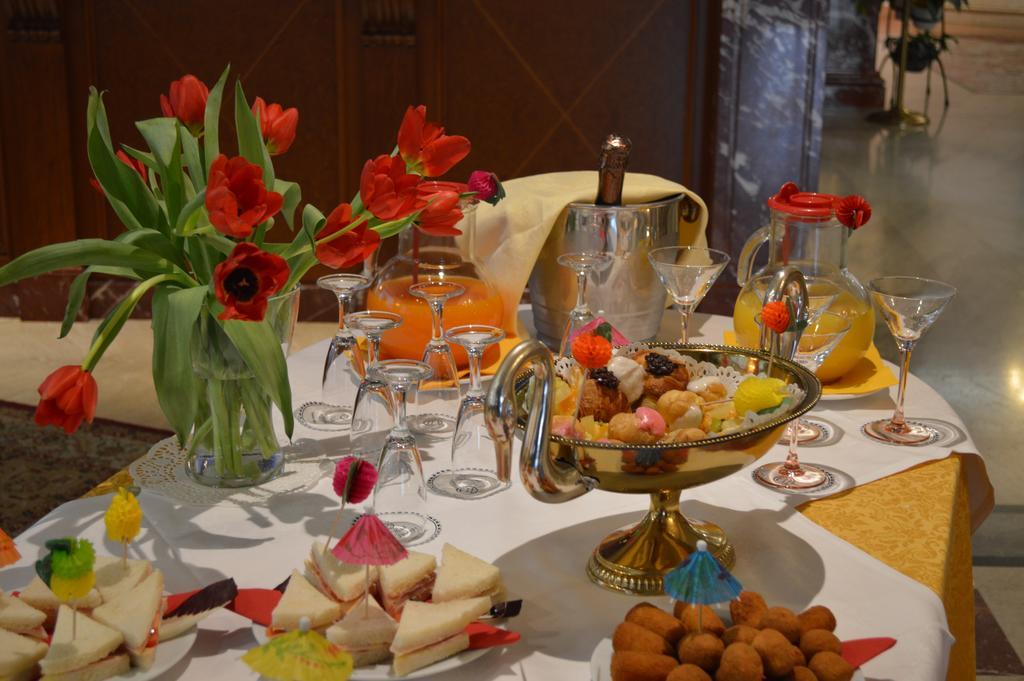 פומזיה Hotel Principe מראה חיצוני תמונה